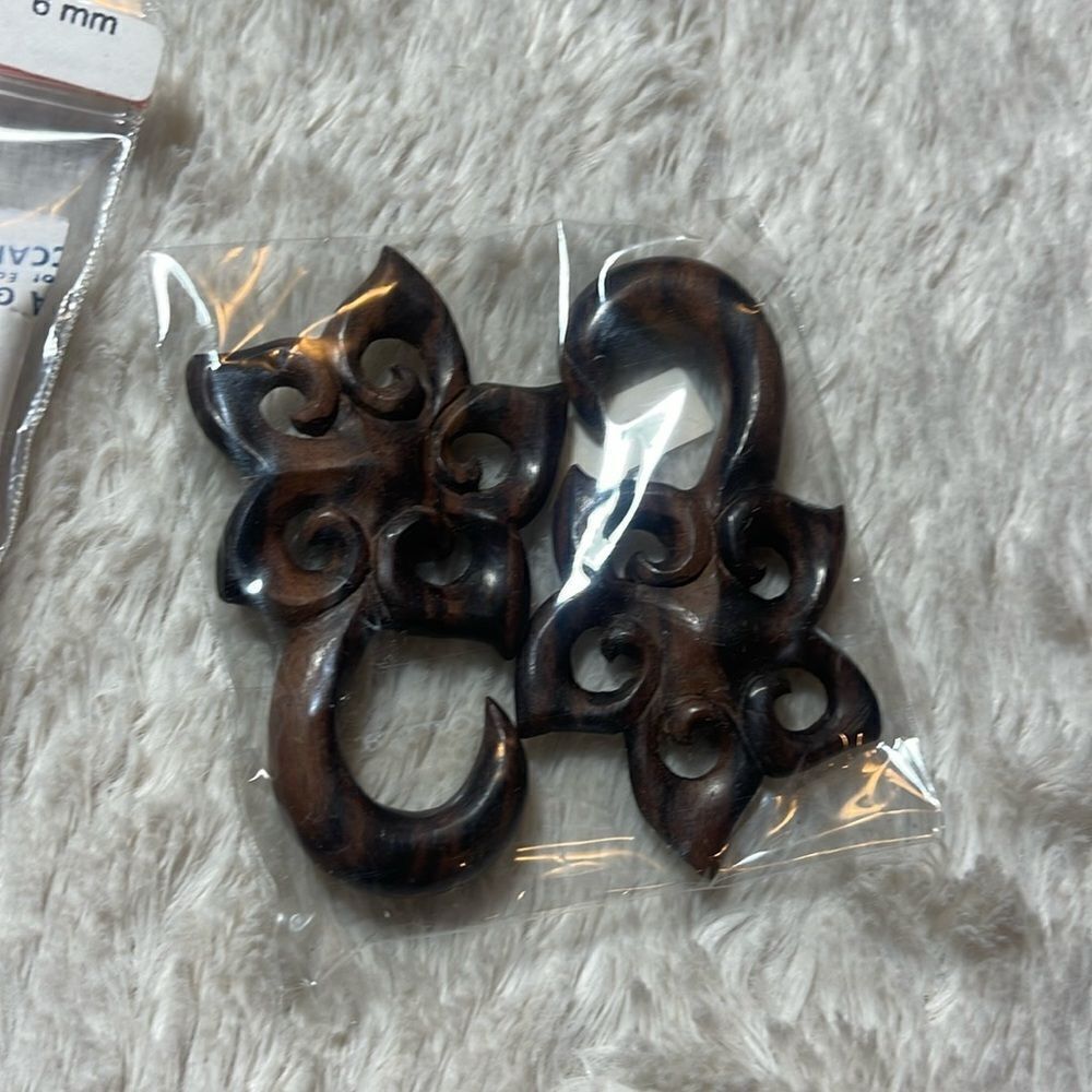 Wooden star flower gauge hanger multiple sizes available new